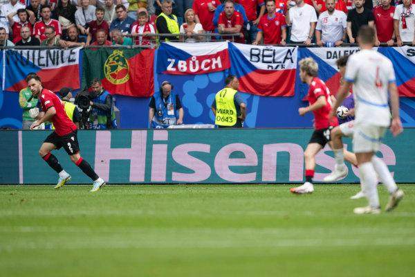 kaiyun·(中国)官方网站-【欧洲杯】格鲁吉亚1比1捷克，希克扳平后伤退